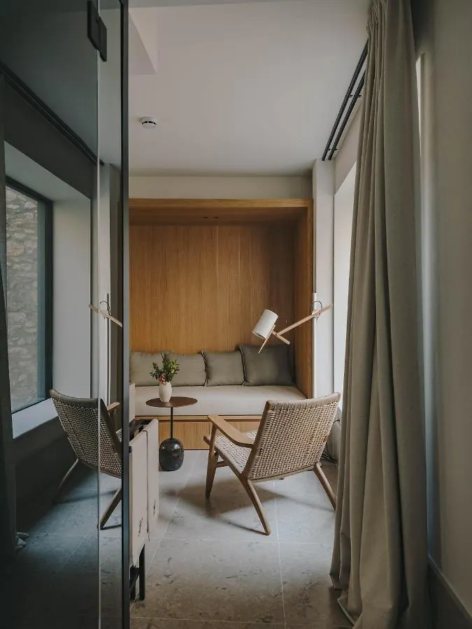 Hotel Palau Fugit Girona Spain