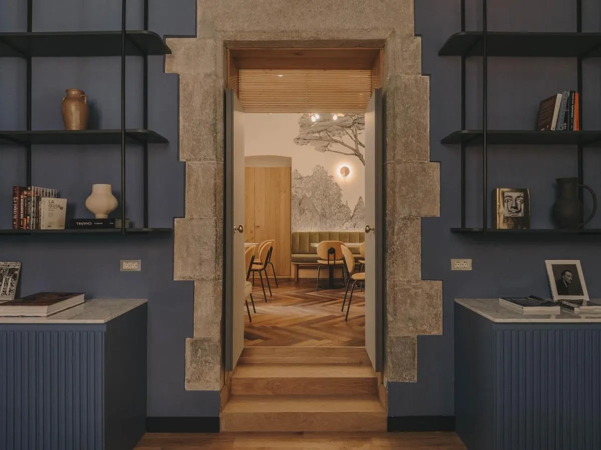 Hotel Palau Fugit Girona Spain
